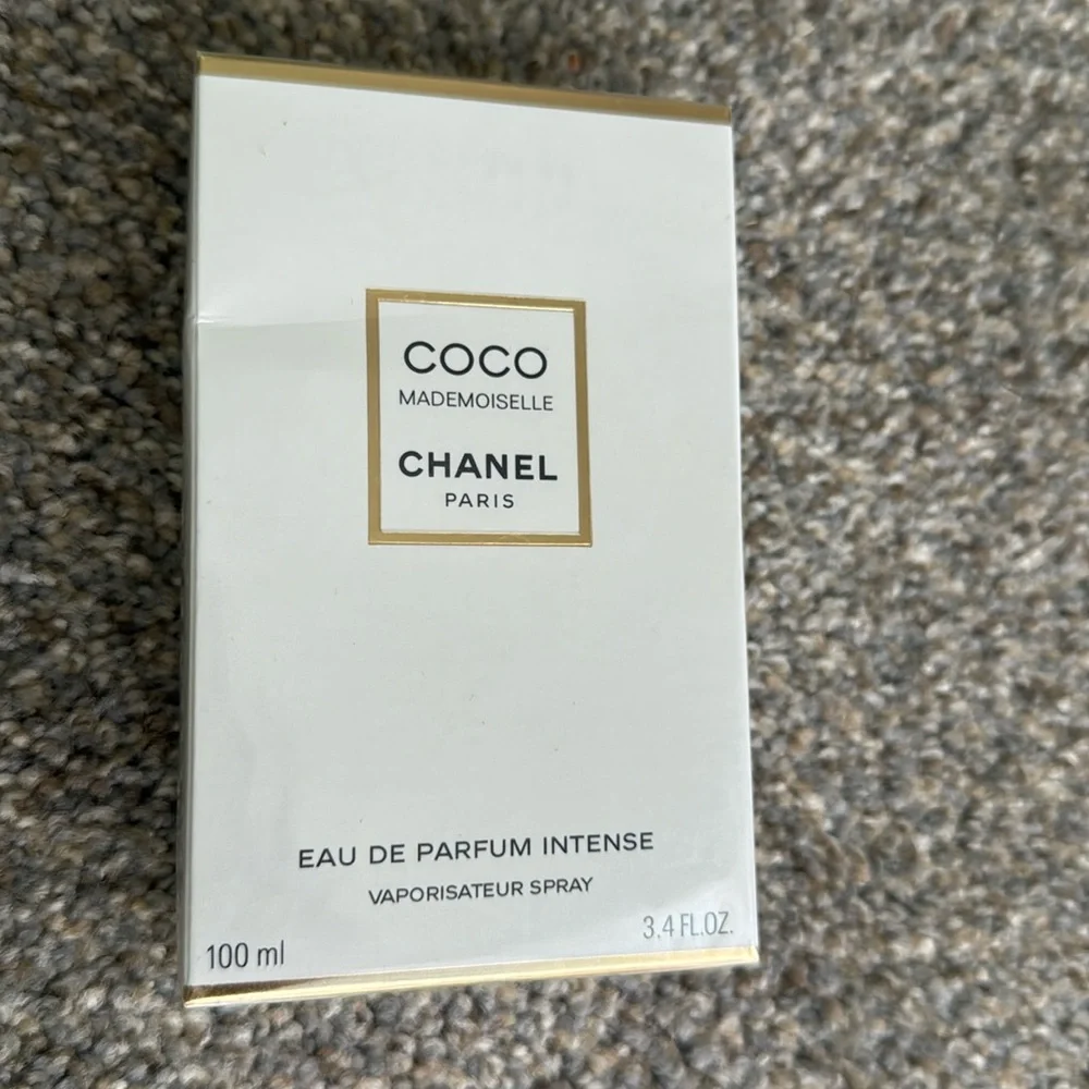 CHANEL Coco Mademoiselle Eau de Parfum Intense with Gold Accents